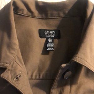 Jones Of New York Jacket light weight Brown color  small spots on bottom